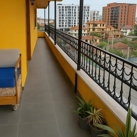 Apartment Cozy Big With Balcony