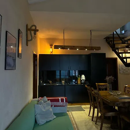 Apartment Cozy Big With Balcony *