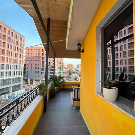 Cozy Big With Balcony Apartment Tirana