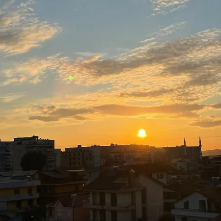 Cozy Big With Balcony * Τίρανα